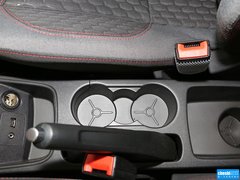 2013款 两厢 1.5L  自动 运动型