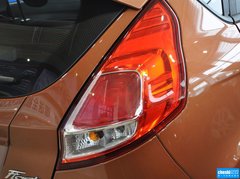 2013款 两厢 1.5L  自动 运动型