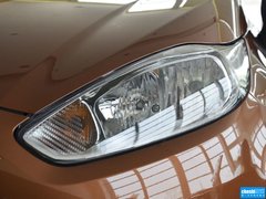 2013款 两厢 1.5L  自动 运动型