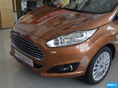 2013款 两厢 1.5L  自动 运动型