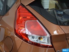 2013款 两厢 1.5L  自动 运动型