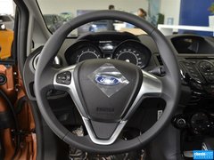 2013款 两厢 1.5L  自动 运动型