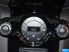 2013款 两厢 1.5L  自动 运动型
