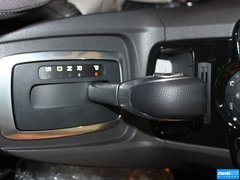 2013款 两厢 1.5L  自动 运动型