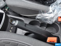 2013款 两厢 1.5L  自动 运动型
