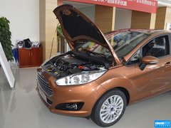 2013款 两厢 1.5L  自动 运动型