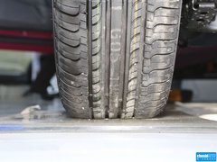 2013款 两厢 1.5L  自动 运动型
