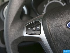 2013款 两厢 1.5L  自动 运动型
