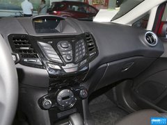 2013款 两厢 1.5L  自动 运动型
