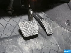 2013款 两厢 1.5L  自动 运动型