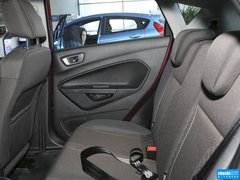 2013款 两厢 1.5L  自动 运动型