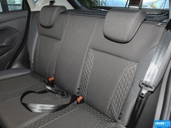 2013款 两厢 1.5L  自动 运动型
