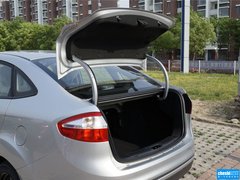 2013款 三厢 1.5L 手动 风尚型