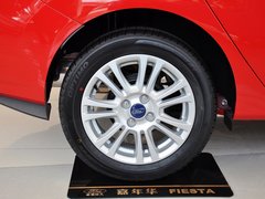 2013款 三厢 1.5L DCT 品尚型