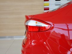 2013款 三厢 1.5L DCT 品尚型