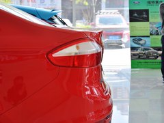 2013款 三厢 1.5L DCT 品尚型