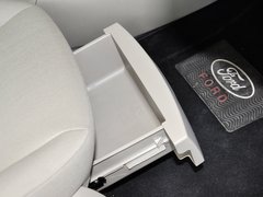 2013款 三厢 1.5L DCT 品尚型