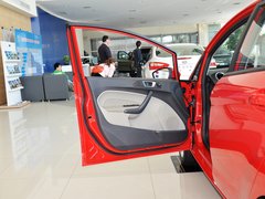 2013款 三厢 1.5L DCT 品尚型