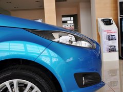 2013款 两厢 1.5L DCT 品尚型