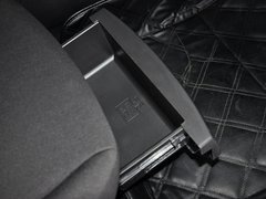 2013款 两厢 1.5L DCT 品尚型