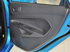 2013款 两厢 1.5L DCT 品尚型