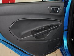 2013款 两厢 1.5L DCT 品尚型