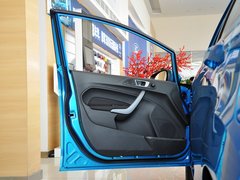 2013款 两厢 1.5L DCT 品尚型