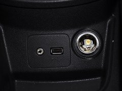 2013款 两厢 1.5L DCT 品尚型