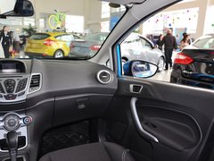 2013款 两厢 1.5L DCT 品尚型