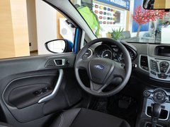 2013款 两厢 1.5L DCT 品尚型