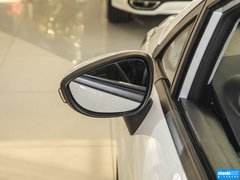 2013款 两厢 1.5L DCT 品尚型