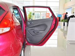 2013款 两厢 1.5L DCT 时尚型