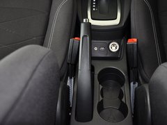 2013款 两厢 1.5L DCT 时尚型