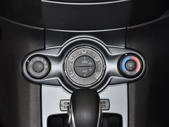 2013款 两厢 1.5L DCT 时尚型