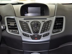2013款 两厢 1.5L DCT 时尚型