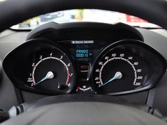2013款 两厢 1.5L DCT 时尚型