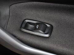 2013款 两厢 1.5L DCT 时尚型