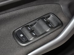 2013款 两厢 1.5L DCT 时尚型