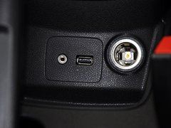 2013款 两厢 1.5L DCT 时尚型