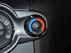 2013款 两厢 1.5L DCT 时尚型