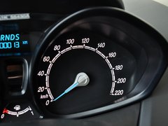 2013款 两厢 1.5L DCT 时尚型