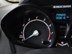 2013款 两厢 1.5L DCT 时尚型