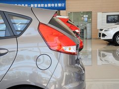 2013款 两厢 1.5L DCT 时尚型