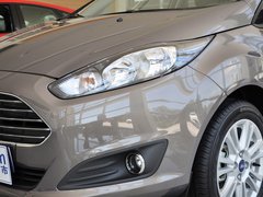 2013款 两厢 1.5L DCT 时尚型