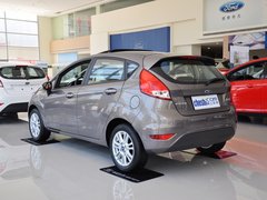 2013款 两厢 1.5L DCT 时尚型