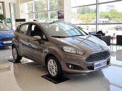 2013款 两厢 1.5L DCT 时尚型