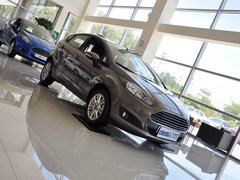 2013款 两厢 1.5L DCT 时尚型