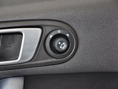 2013款 两厢 1.5L DCT 时尚型