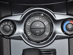 2013款 两厢 1.5L DCT 时尚型