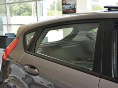 2013款 两厢 1.5L DCT 时尚型